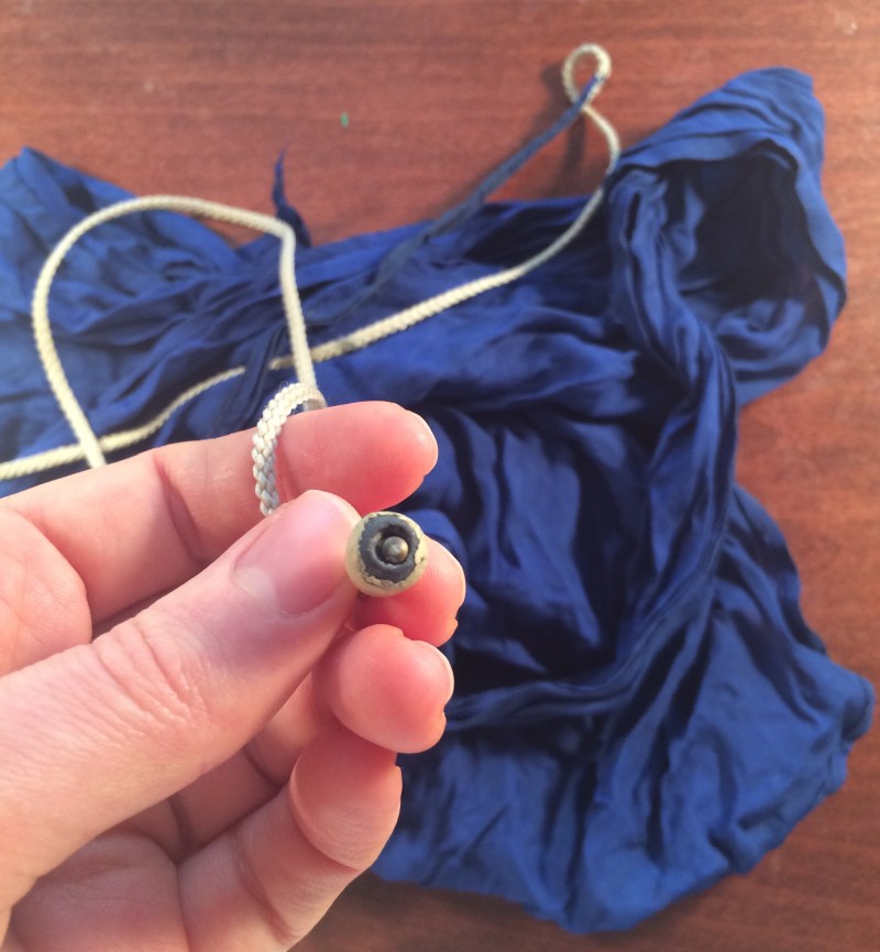 Here you can see how the end has lost the protective rubber coating. 